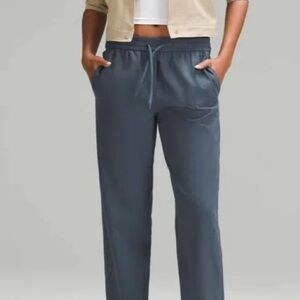 Lululemon Tapered-Leg Mid-Rise Pant 7/8 Length *Luxtreme in Iron Blue